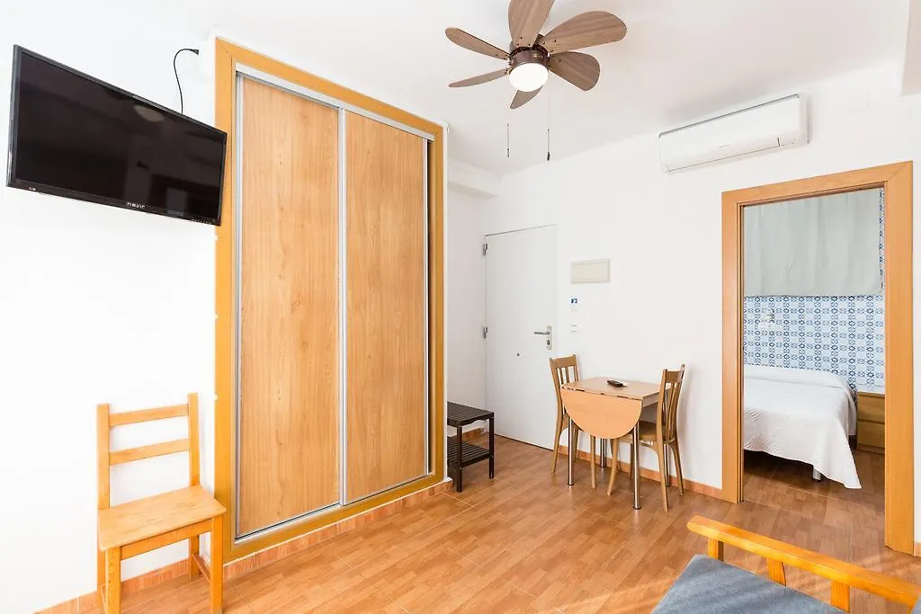 Guadalupe Cozy Inns Torremolinos Spain